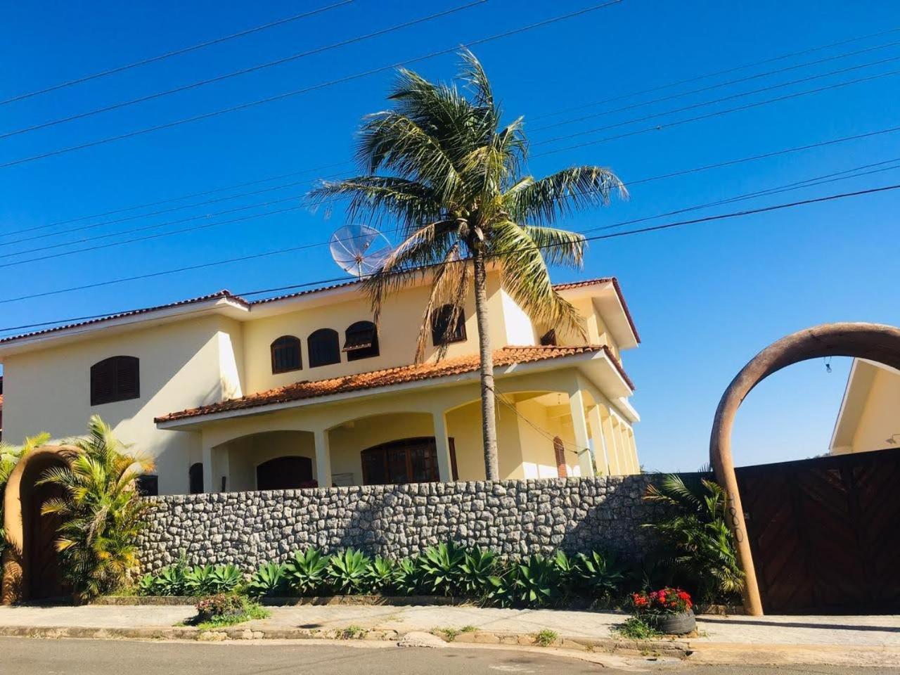 Вилла Casa Em Агуас-ди-Линдоя Экстерьер фото